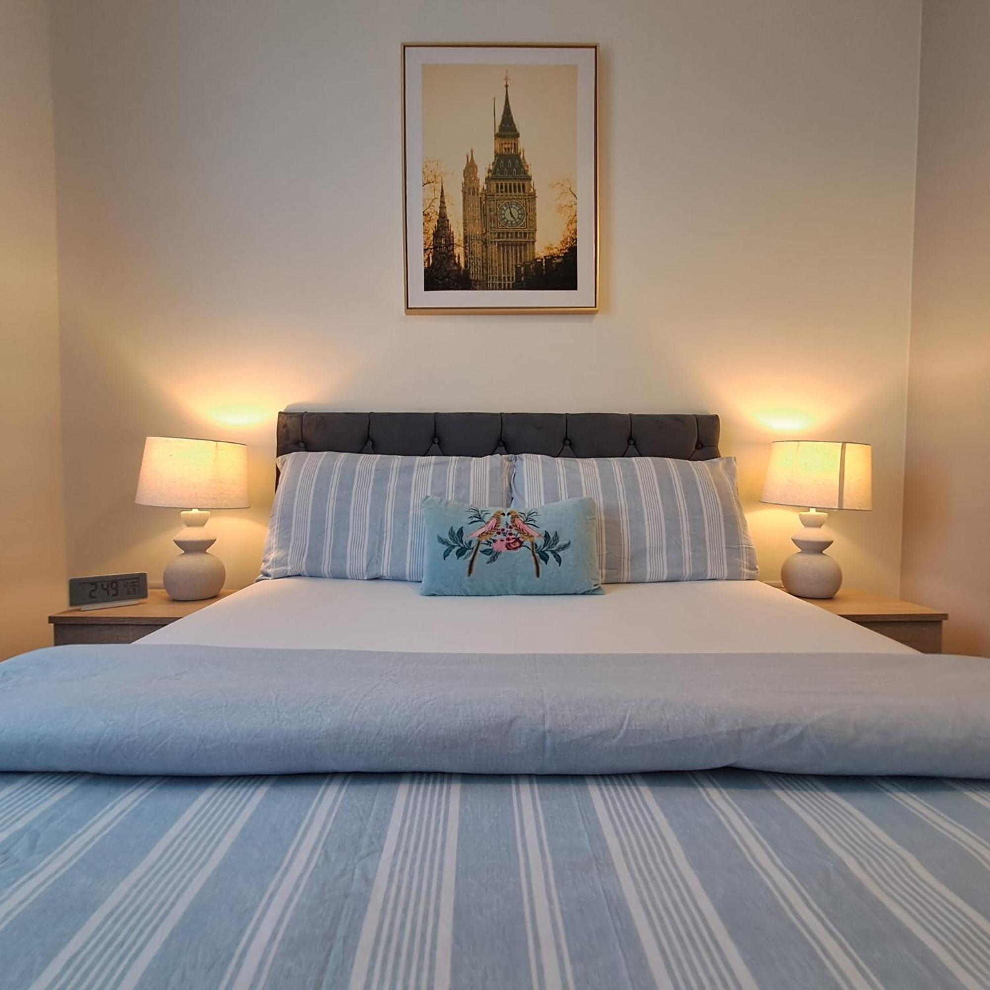 Cozy Bedroom In Lucan, ดับลิน ภายนอก รูปภาพ